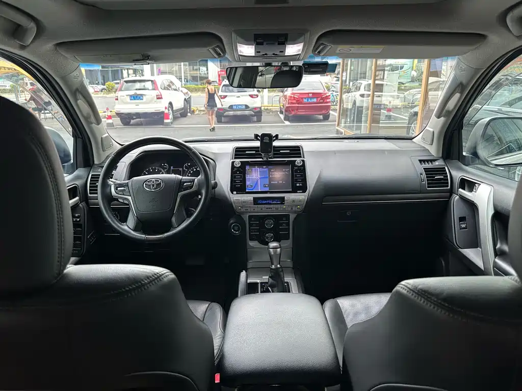 Toyota Prado — миниатюра 26
