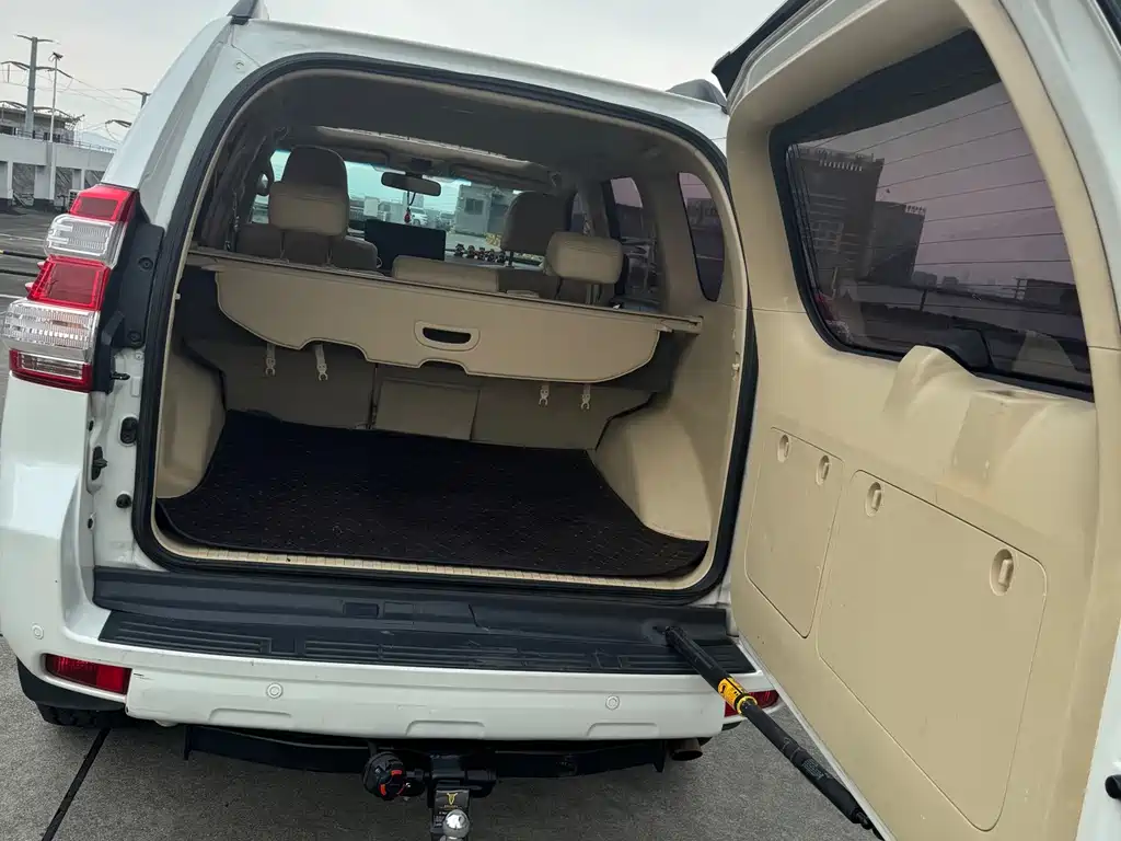 Toyota Prado — миниатюра 5