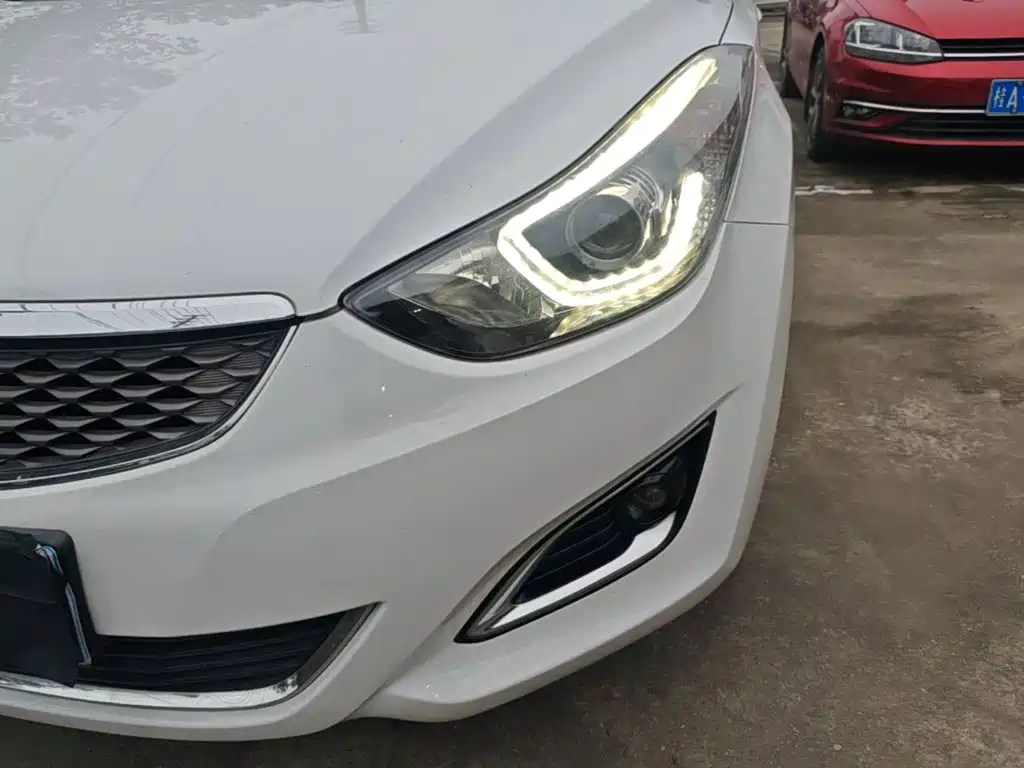 Hyundai Elantra Langdong — миниатюра 24