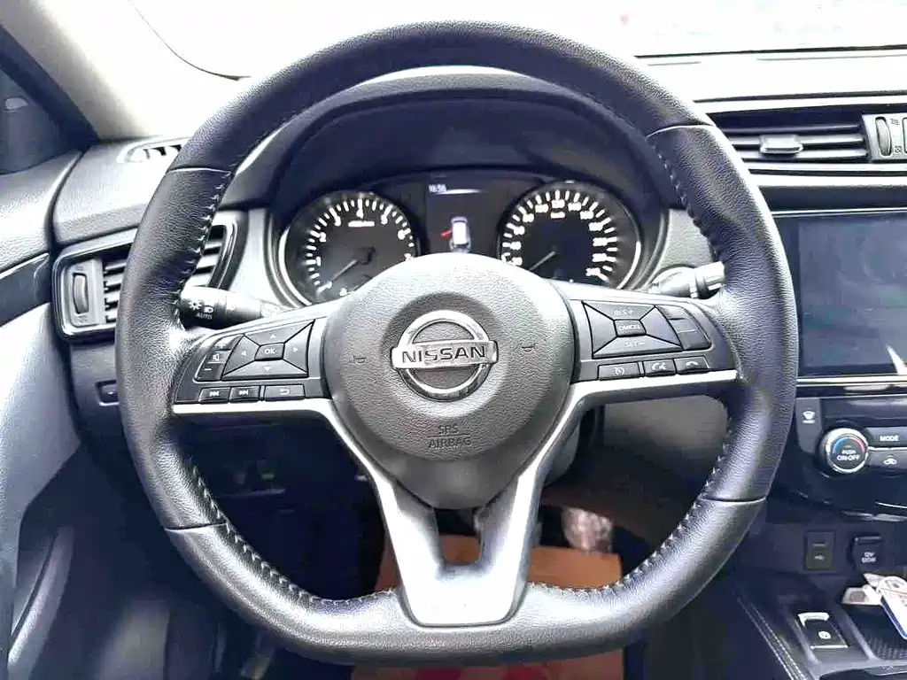 Nissan X-Trail — миниатюра 7