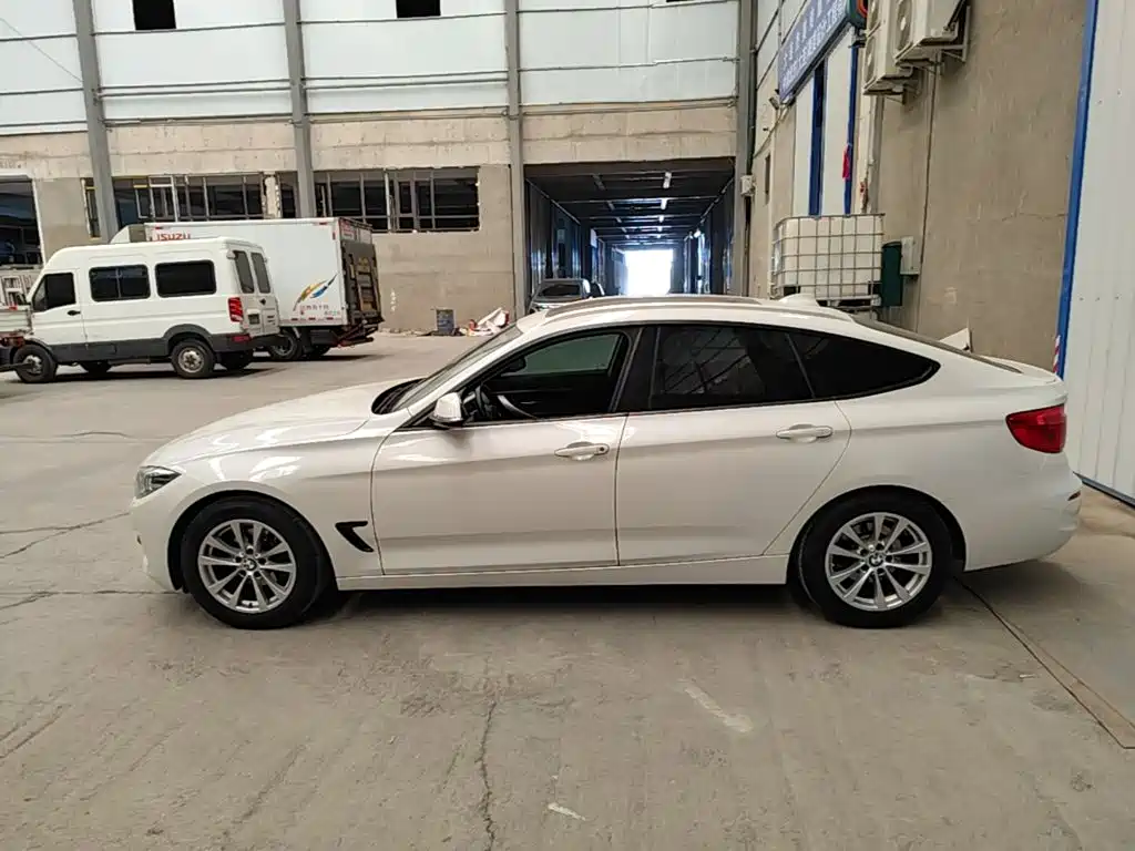 BMW 3 Series GT — миниатюра 4