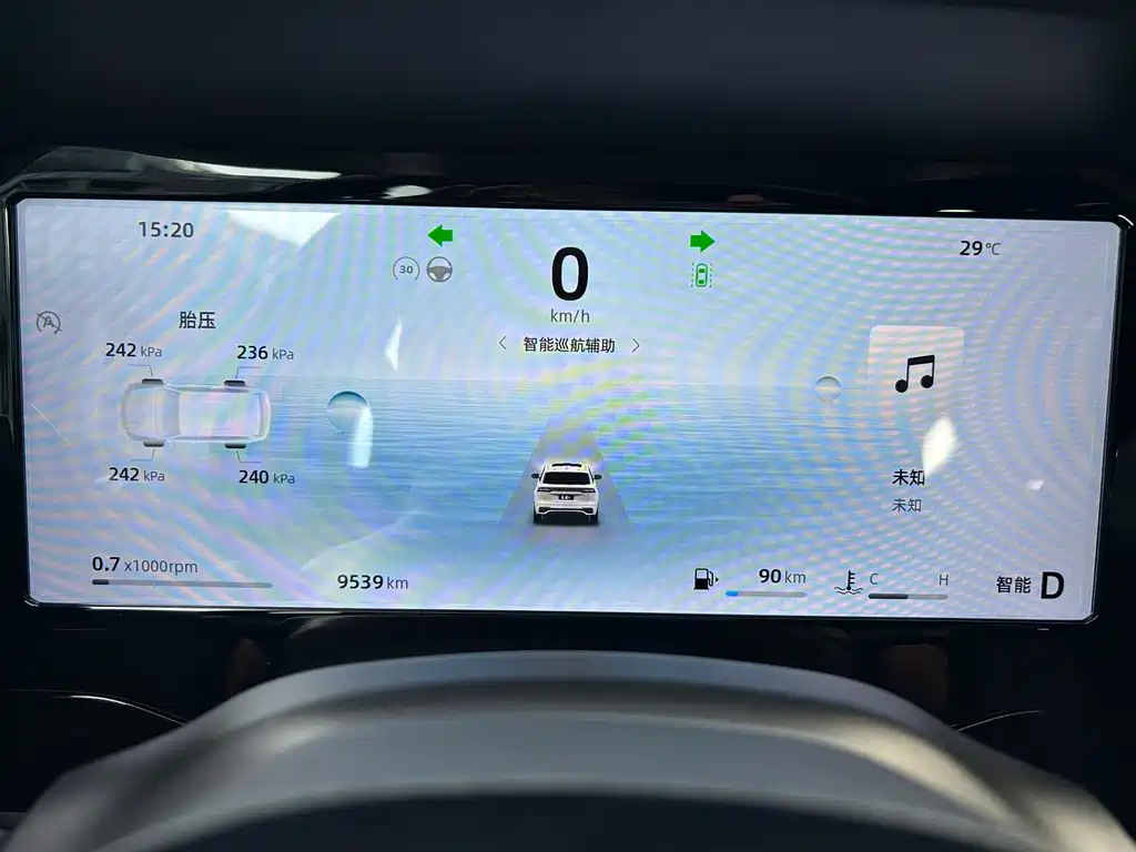 Geely Xingyue L — миниатюра 10