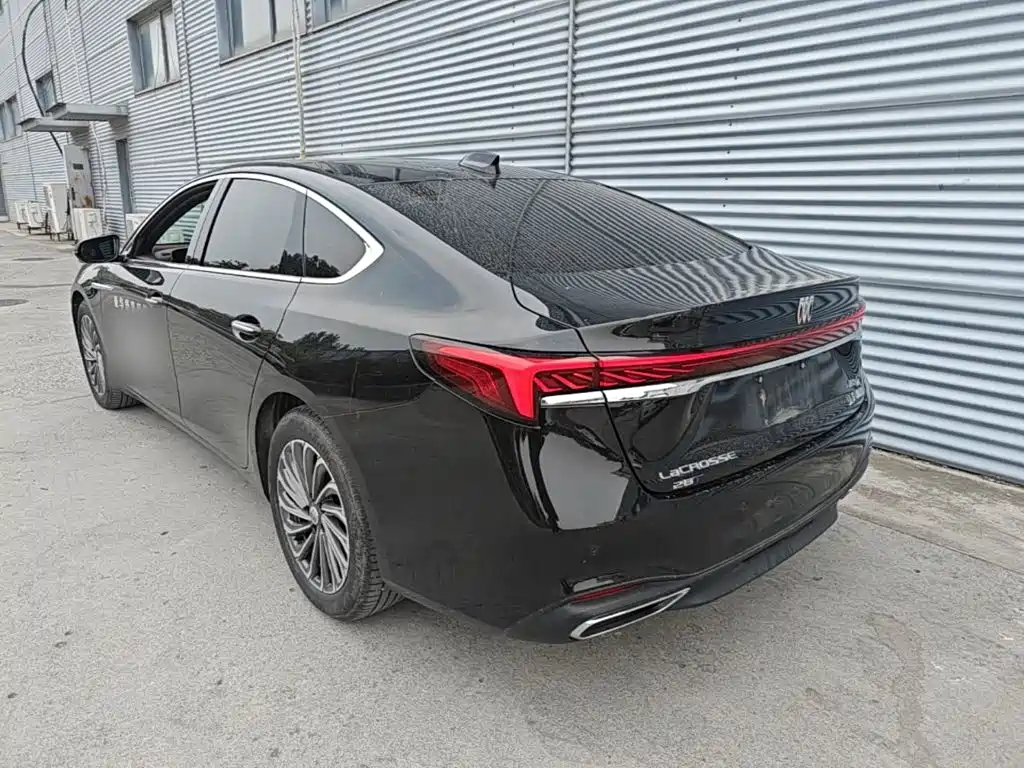 Buick LaCrosse — миниатюра 5