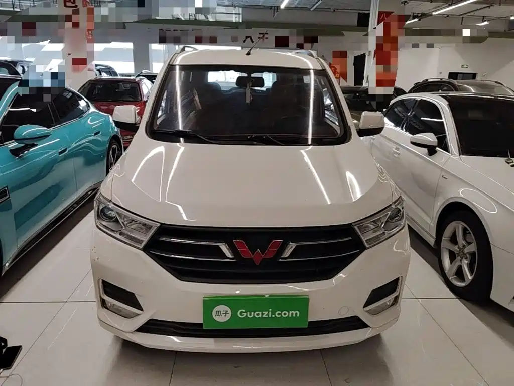 Wuling Hongguang — миниатюра 3