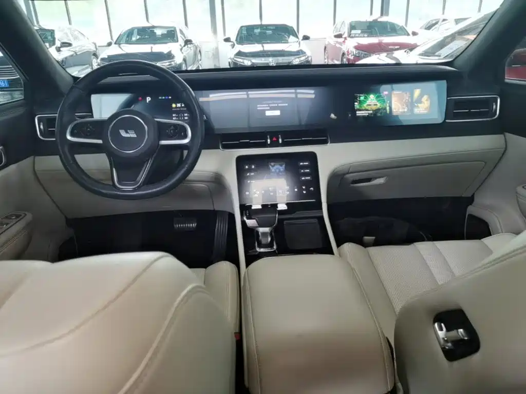 Li Auto Li ONE — миниатюра 10
