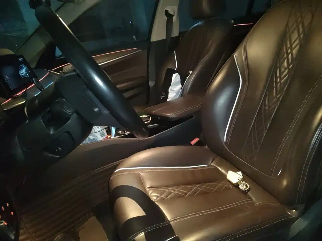 BMW 5 Series New Energy — миниатюра 16