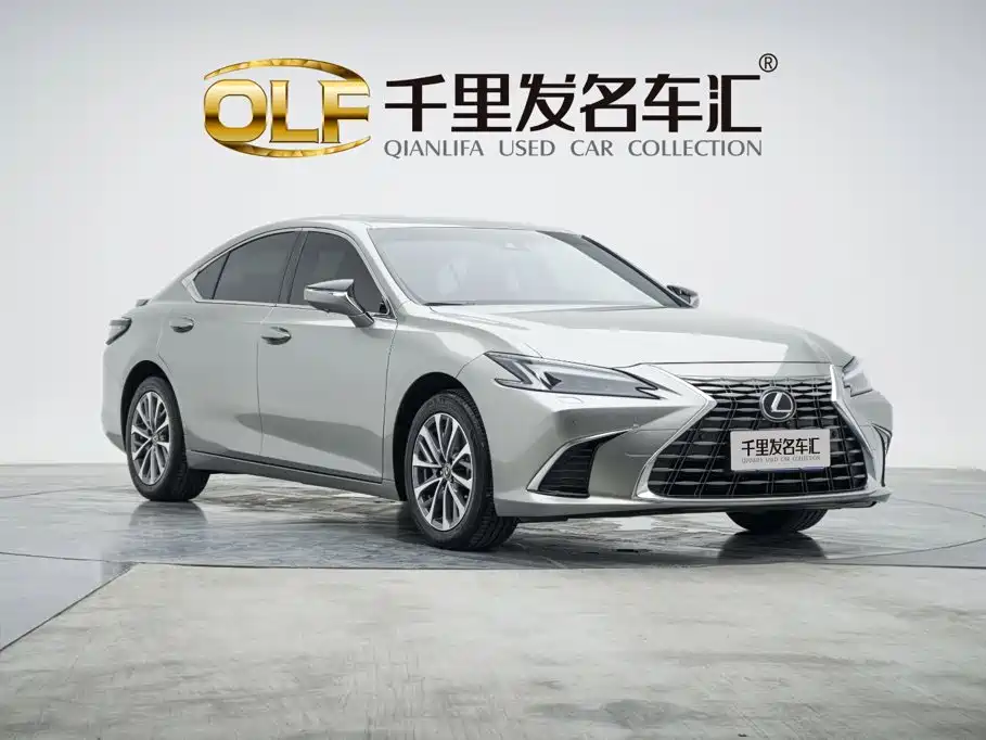 Lexus ES — миниатюра 6