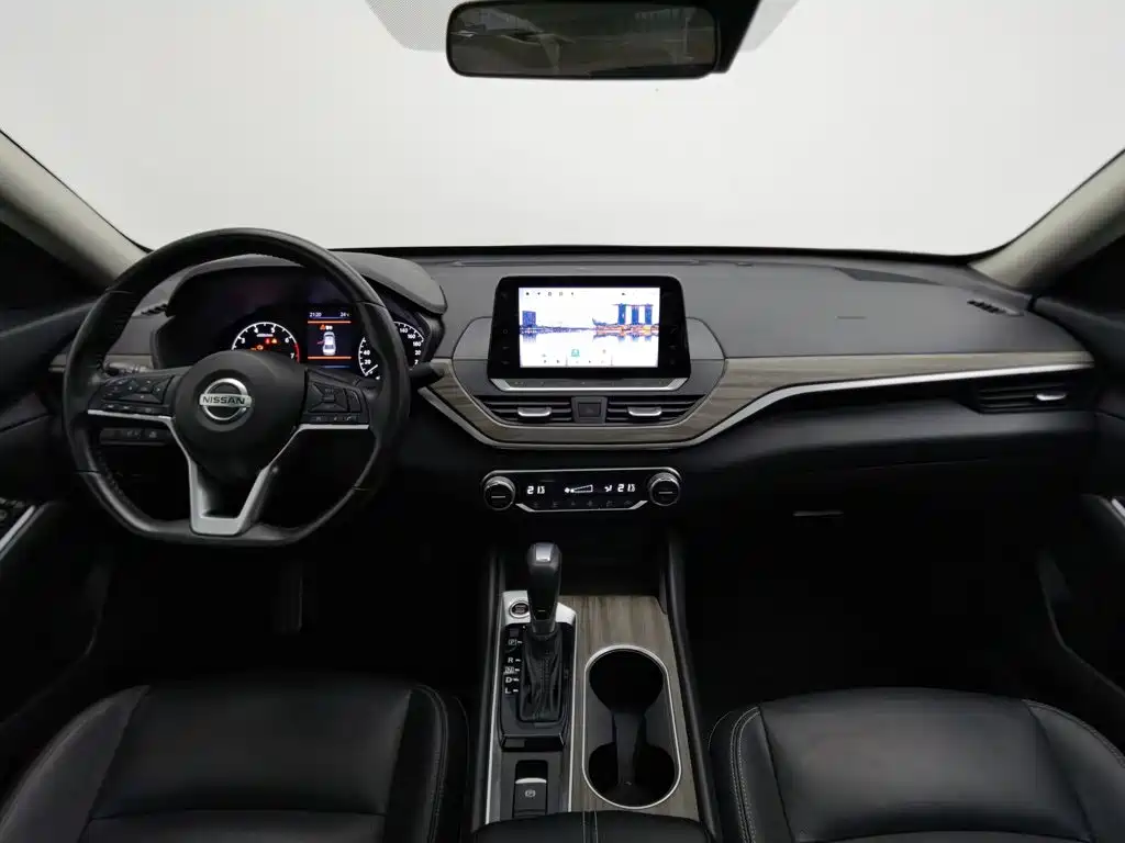Nissan Teana — миниатюра 5