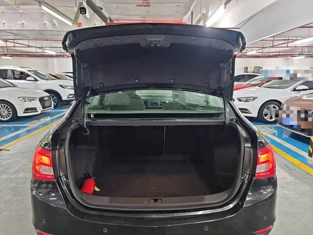 Buick Excelle — миниатюра 19