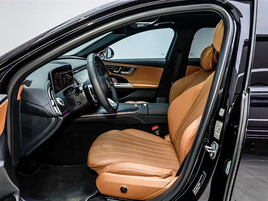 Mercedes-Benz E-Class E 2024 E 300 L Fashion