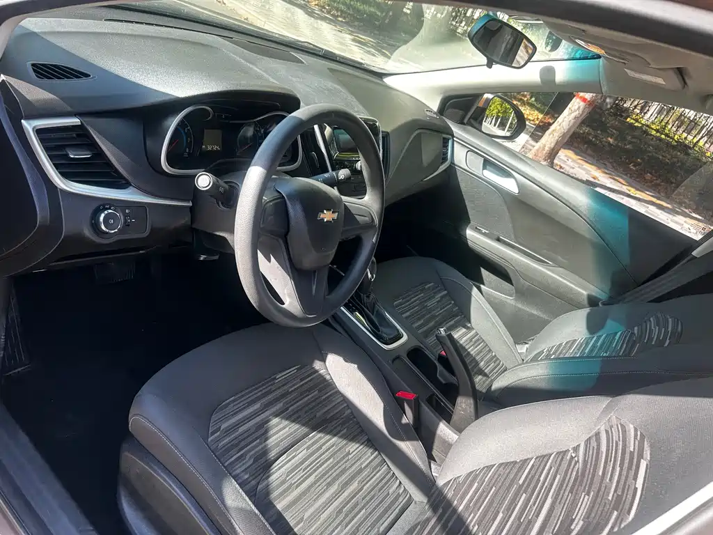 Chevrolet Cavalier — миниатюра 9