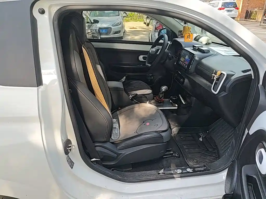 Roewe Clever — миниатюра 25