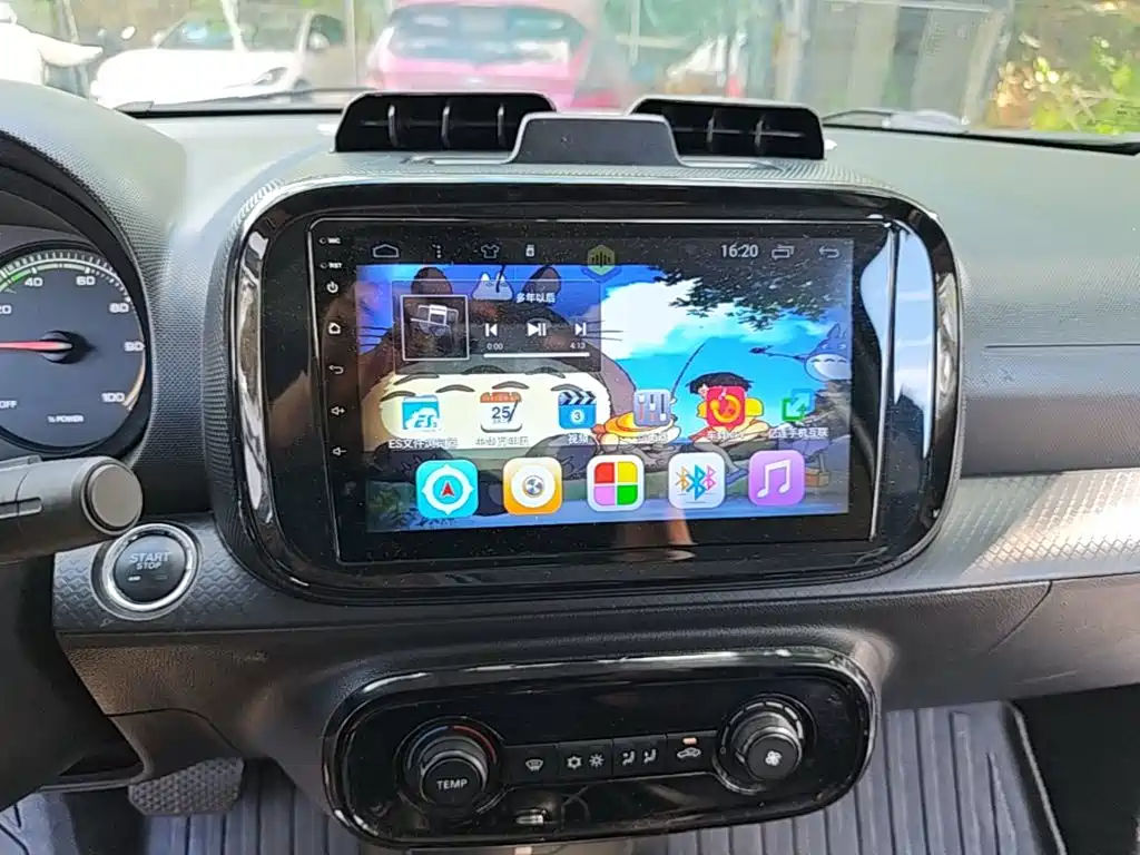 Roewe Clever — миниатюра 13