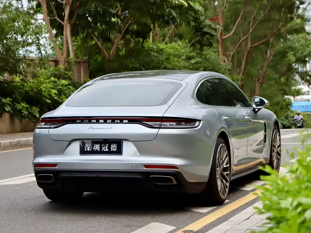 Porsche Panamera — миниатюра 4