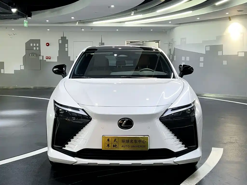 LEXUS RZ