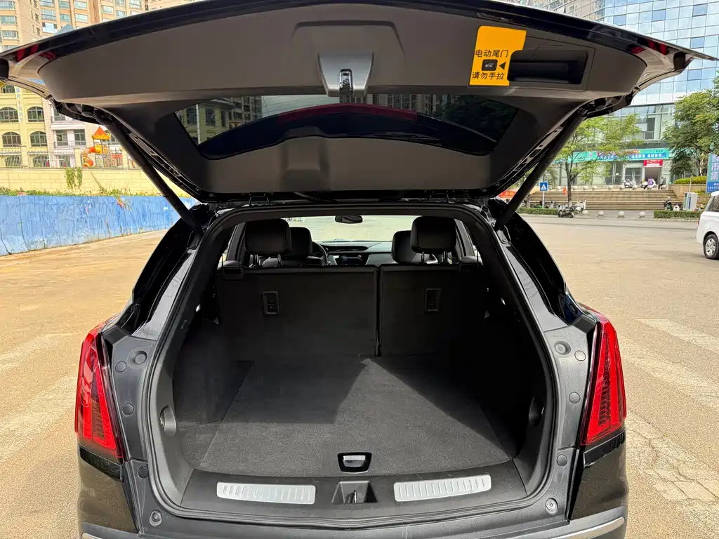 Cadillac XT5 — миниатюра 15