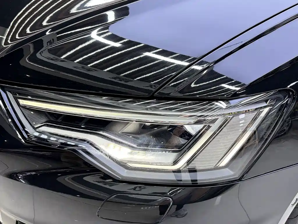 Audi A6L — миниатюра 11