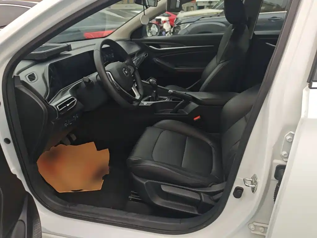 Changan Eado — миниатюра 15