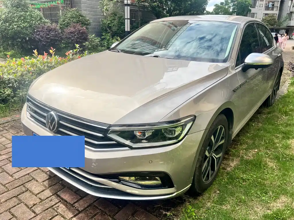 Купить Volkswagen Magotan