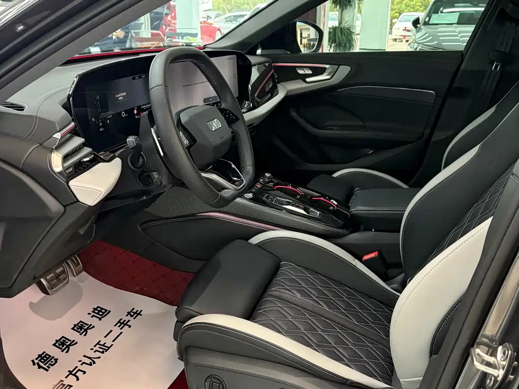 Audi A5L — миниатюра 13