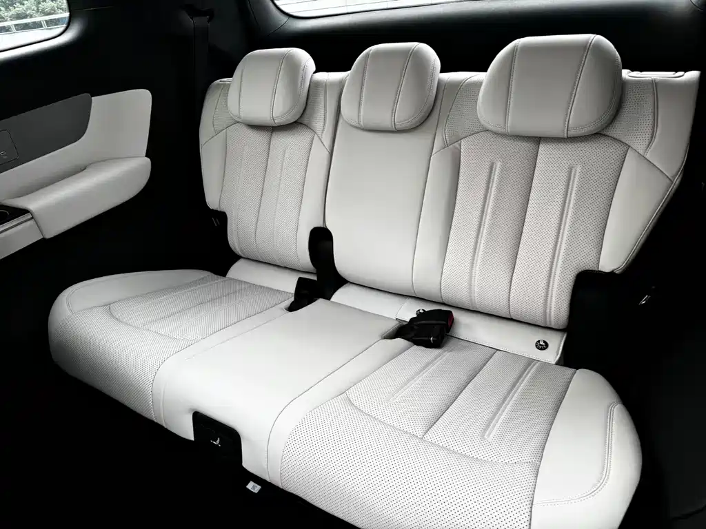 BYD Xia — миниатюра 12