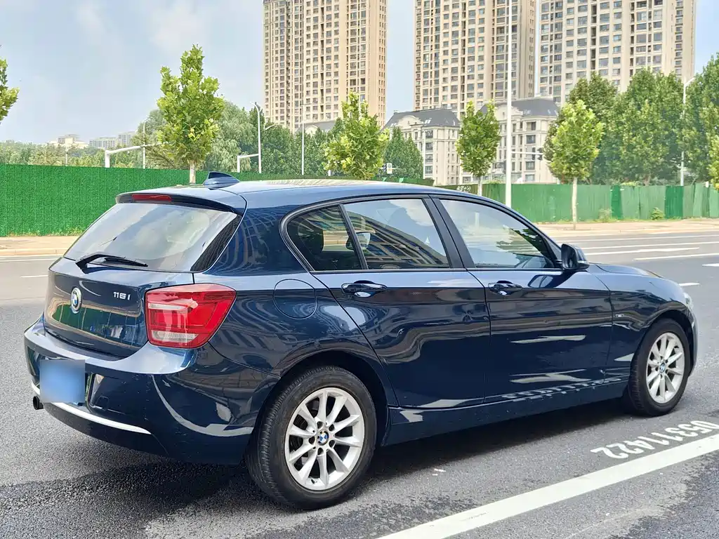 BMW 1 Series (Import) — миниатюра 14