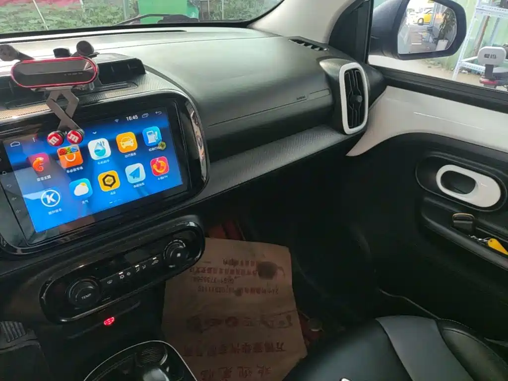 Roewe Clever — миниатюра 13
