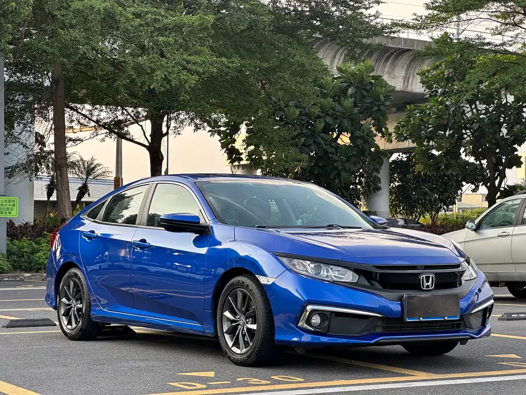 Honda Civic — миниатюра 3