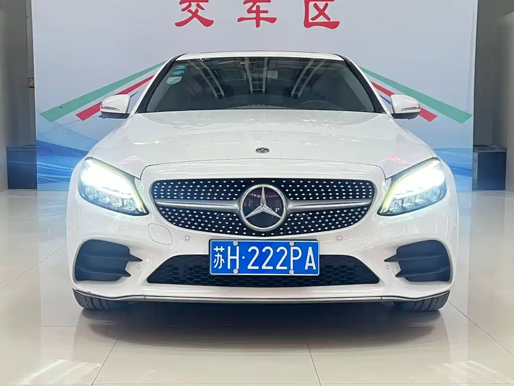 Mercedes-Benz C-Class 2020