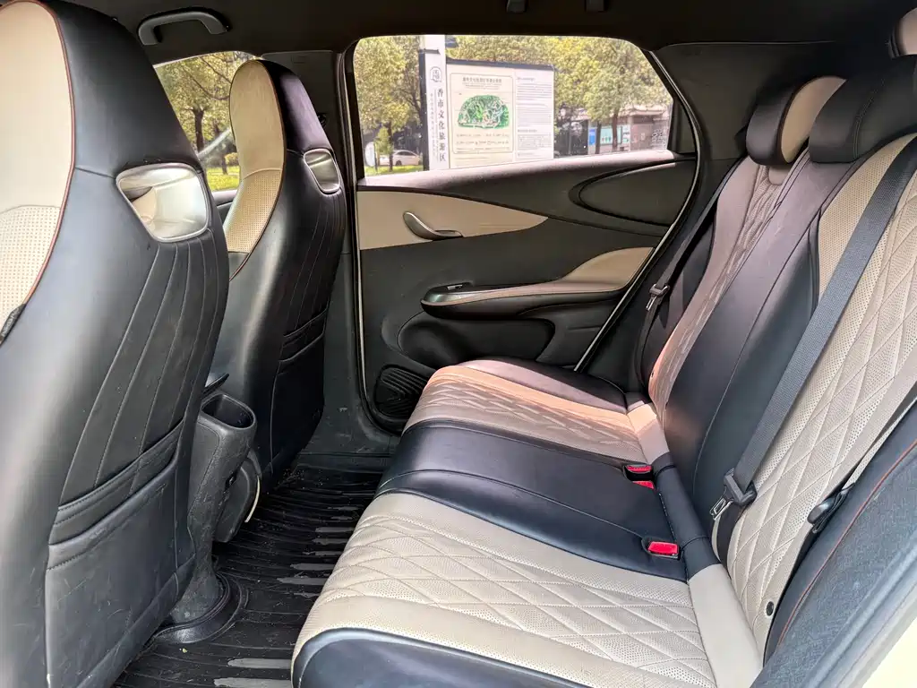 BYD Dolphin — миниатюра 8