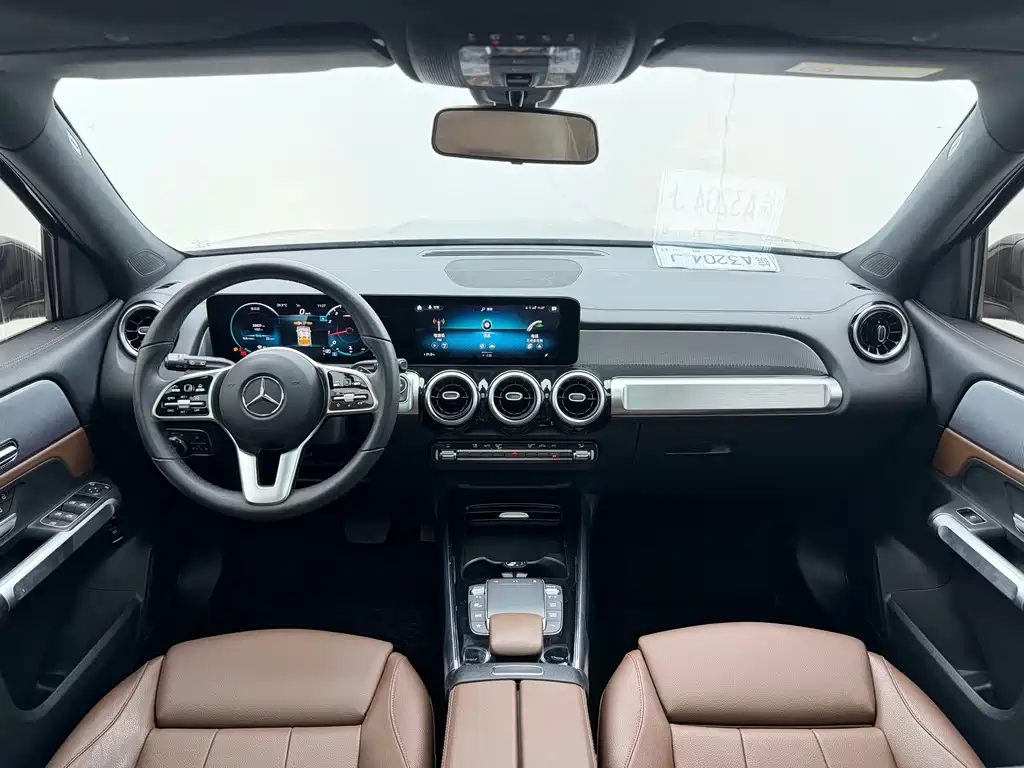Mercedes-Benz GLB — миниатюра 15