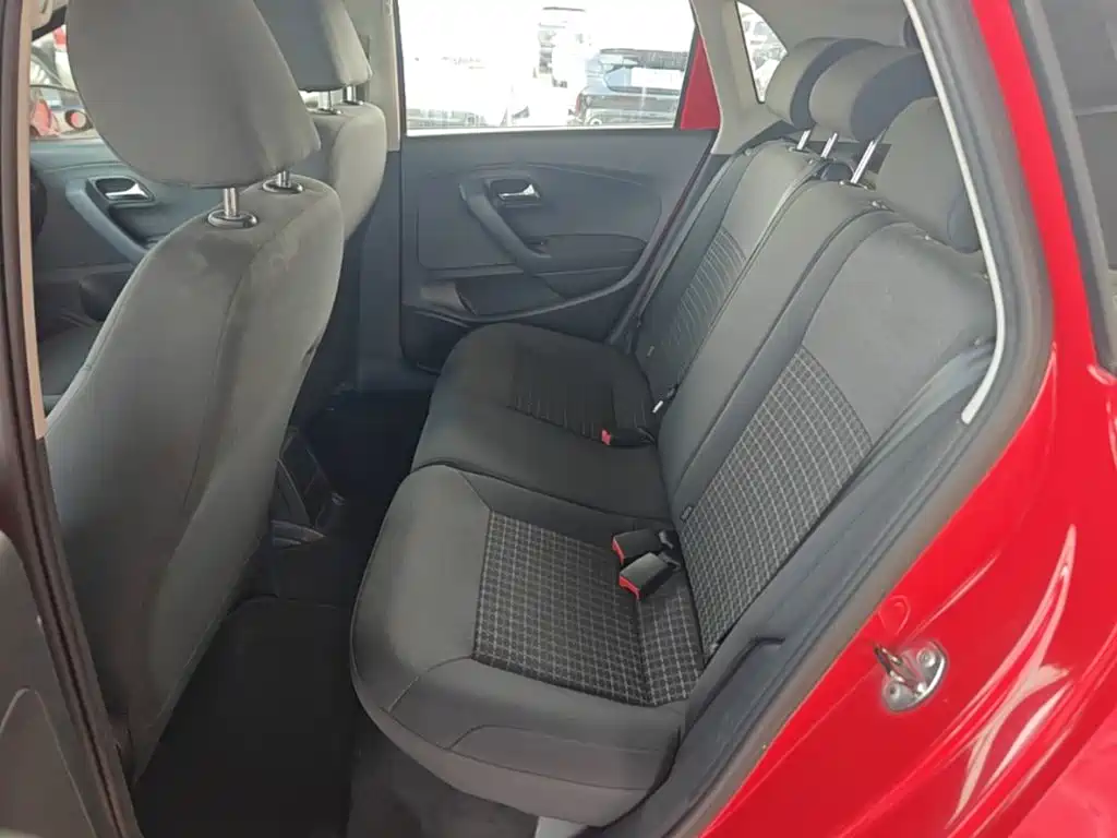 Volkswagen Polo — миниатюра 17