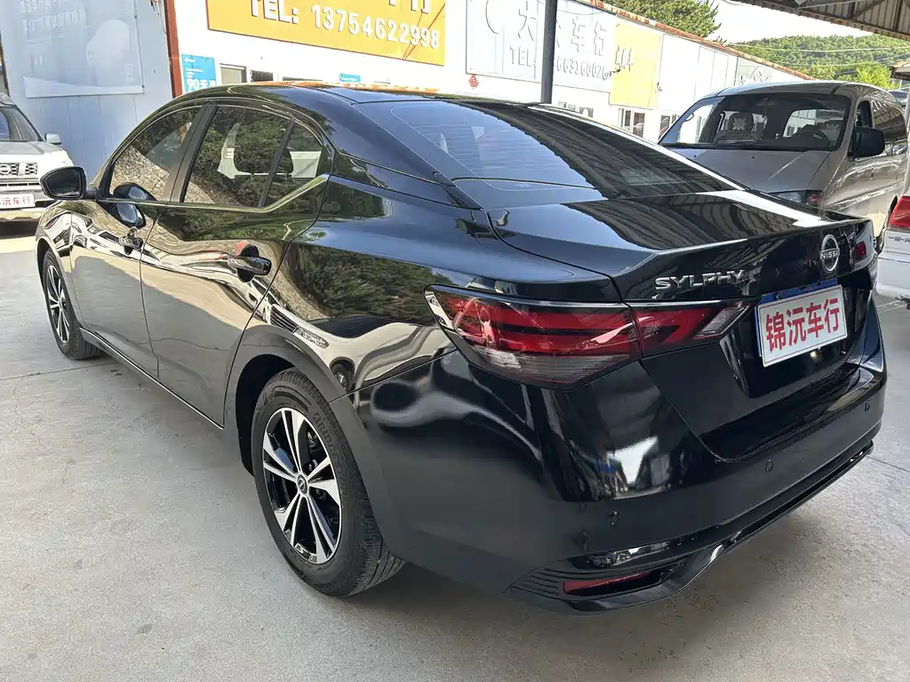 Nissan Sylphy — миниатюра 7