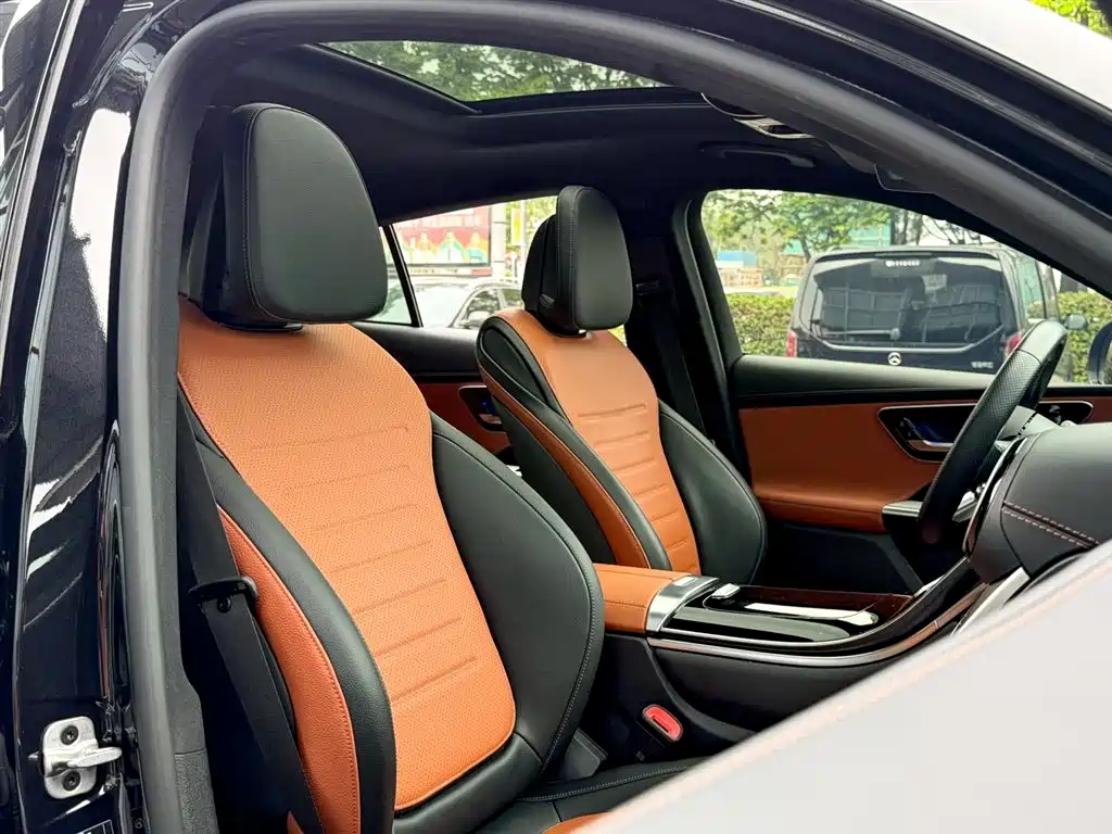 Mercedes-Benz GLC 2024 GLC 260 4MATIC SUV