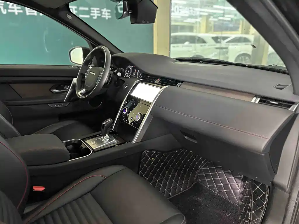 Land Rover Discovery Sport Hybrid — миниатюра 12