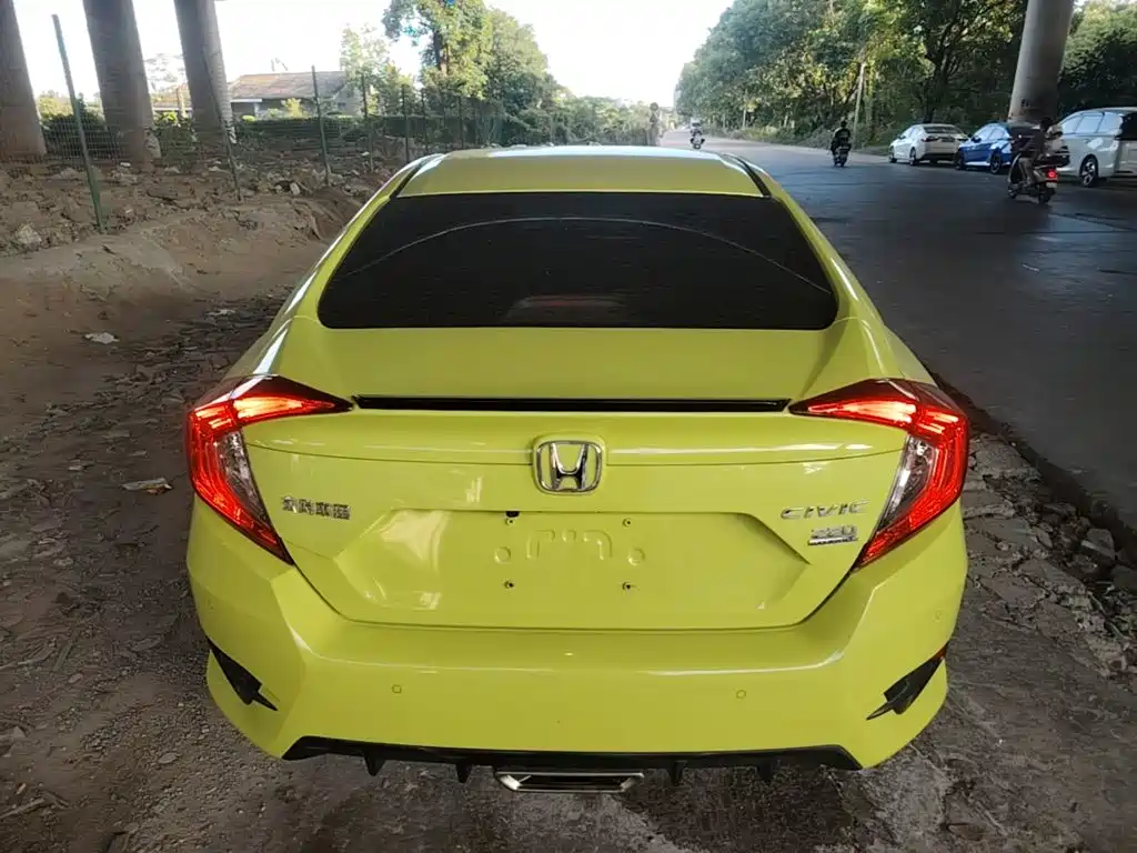 Honda Civic — миниатюра 6