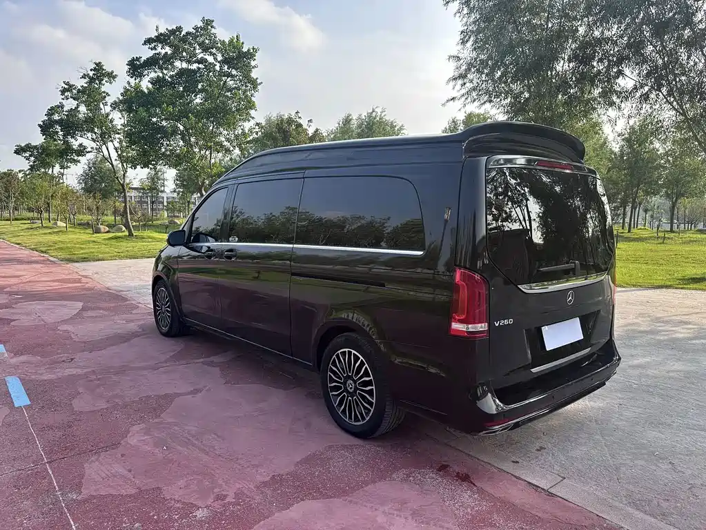 Mercedes-Benz V-Class — миниатюра 9