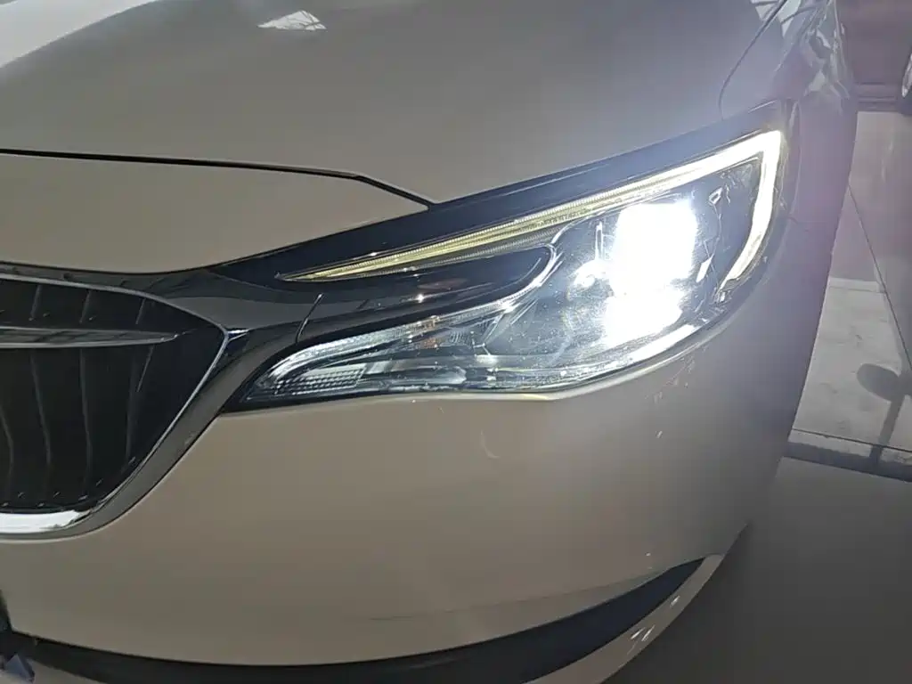 Buick Excelle — миниатюра 24