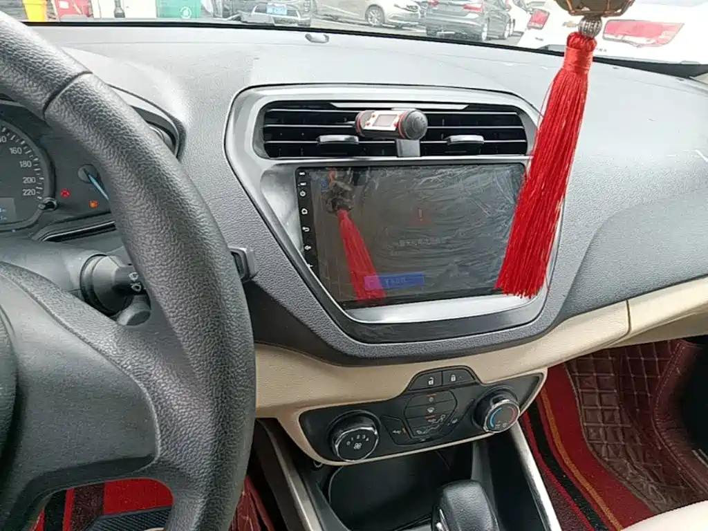 Ford Escort — миниатюра 13
