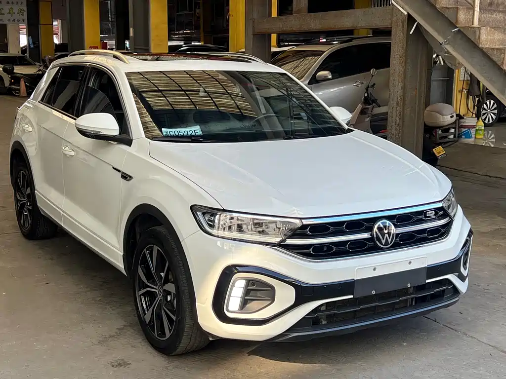 VOLKSWAGEN T ROC EXPLORING SONGS