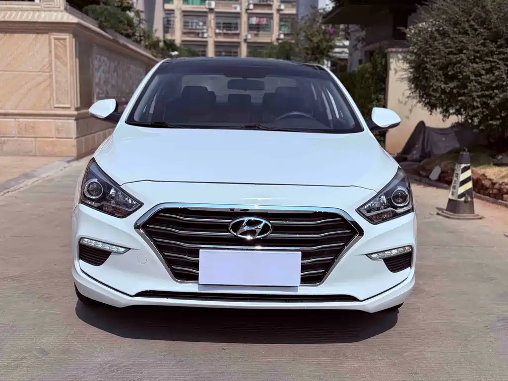 Hyundai Mistra — миниатюра 2
