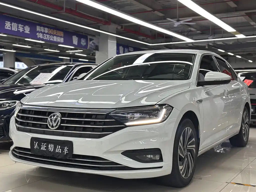 Volkswagen Sagitar