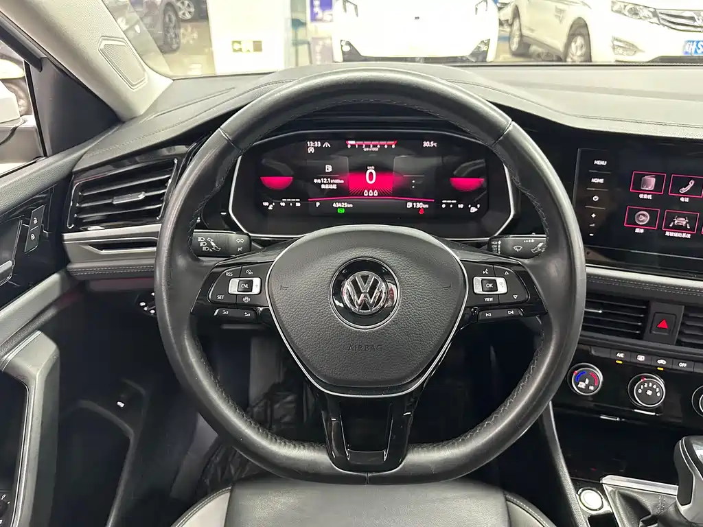 Volkswagen Sagitar — миниатюра 12