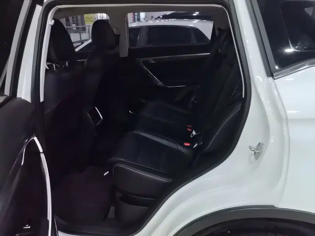 Geely Boyue — миниатюра 17