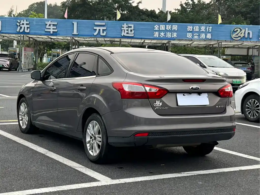 Ford Focus — миниатюра 9