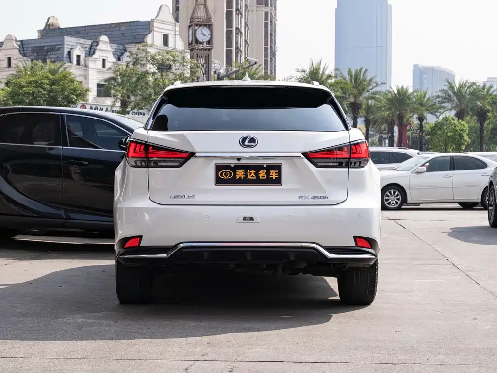 Lexus RX — миниатюра 5