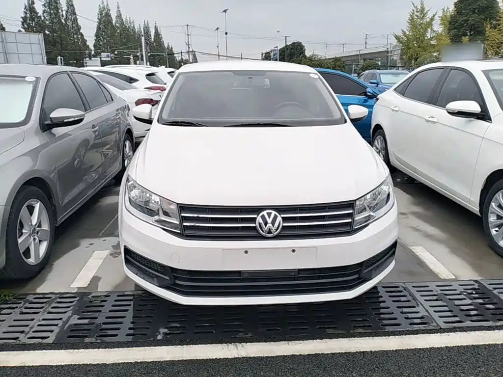 Volkswagen Santana — миниатюра 3