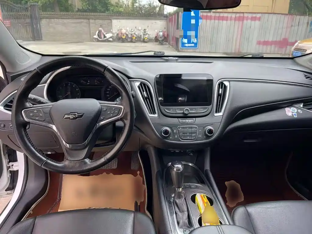 Chevrolet Malibu XL — миниатюра 10