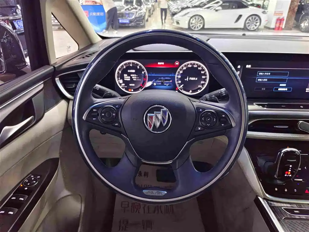 Buick GL8 — миниатюра 8