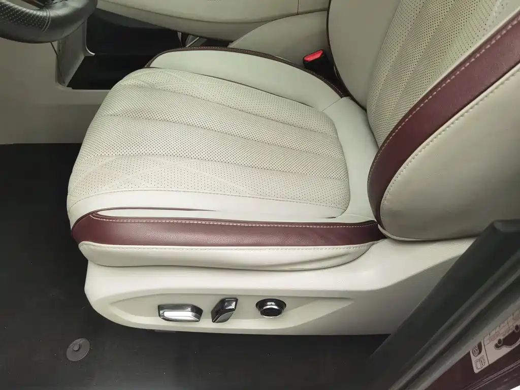 Ford Equator — миниатюра 20